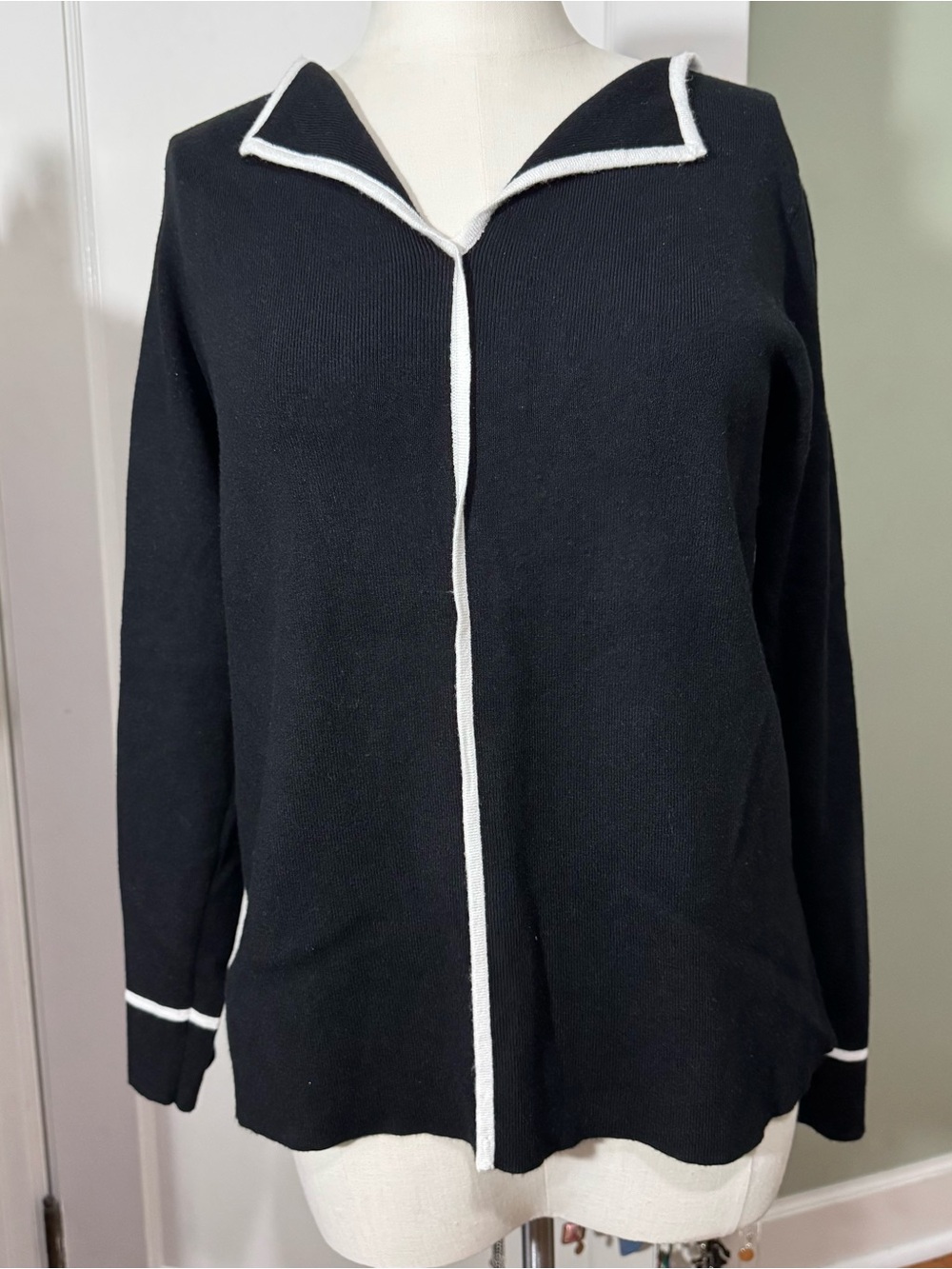 Black Knit Long-Sleeve Sweater with White Trim